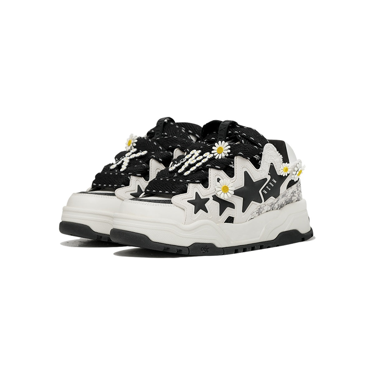 KAALIXTO--Daisy Bread Shoes - Unisex